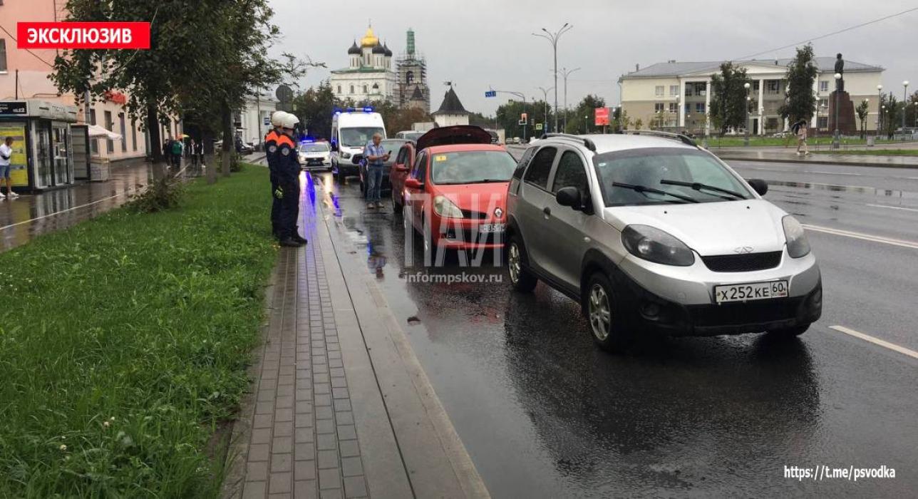 56-летний пешеход пострадал после ДТП в центре Пскова   