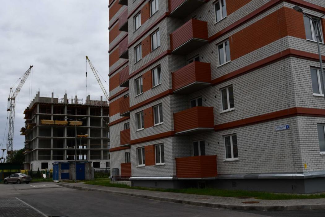 Сдача жилого дома в микрорайоне Околица