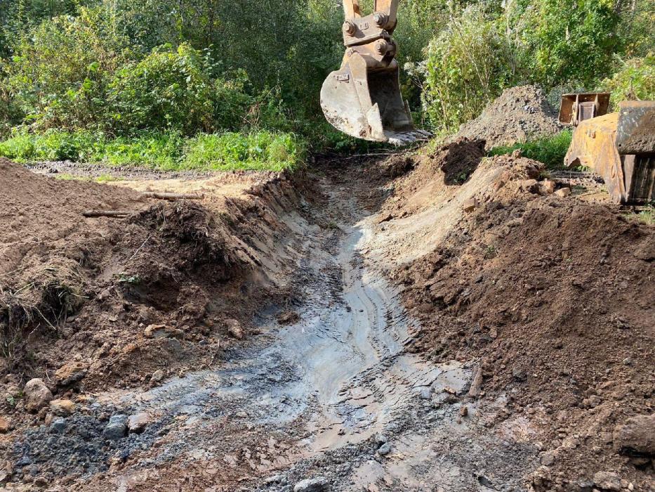 Ремонт дорог продолжается в Псковском районе