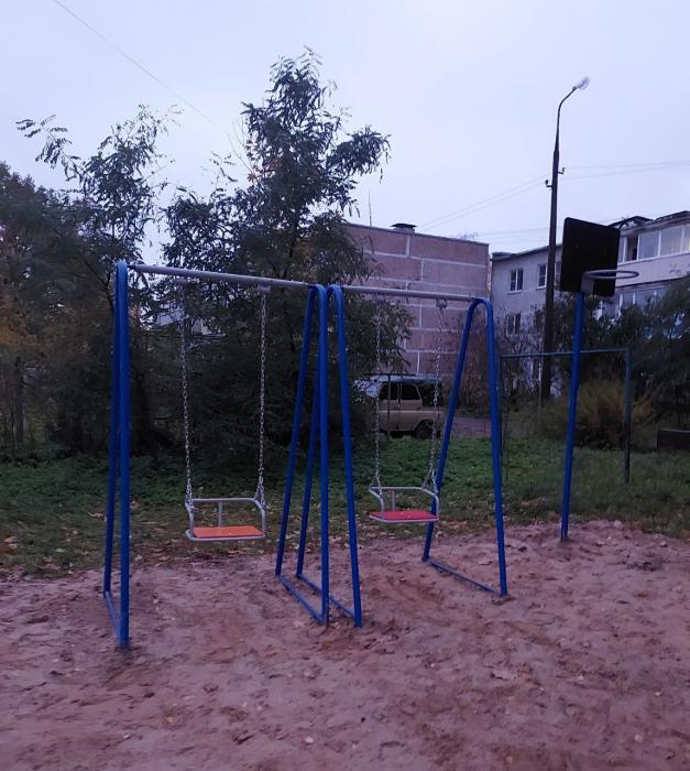 Шесть детских площадок установили в Пушкиногорском районе