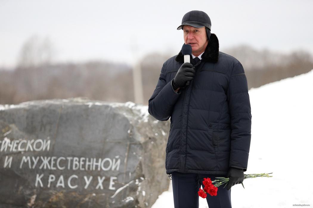 Память жертв трагедии в деревне Красуха почтили в Порховском районе