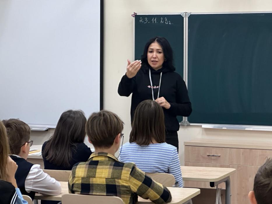 Уроки цифровой грамотности прошли в гимназии №29 в Пскове