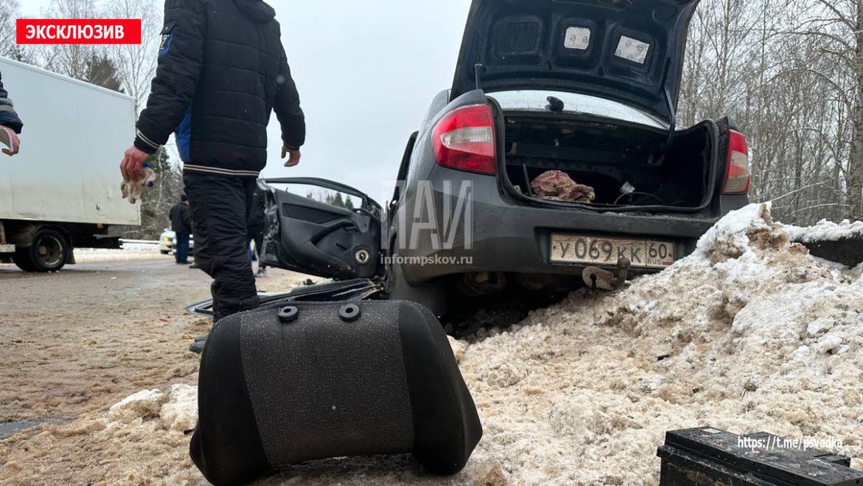 Двое детей и трое взрослых пострадали в ДТП на трассе в Невельском районе