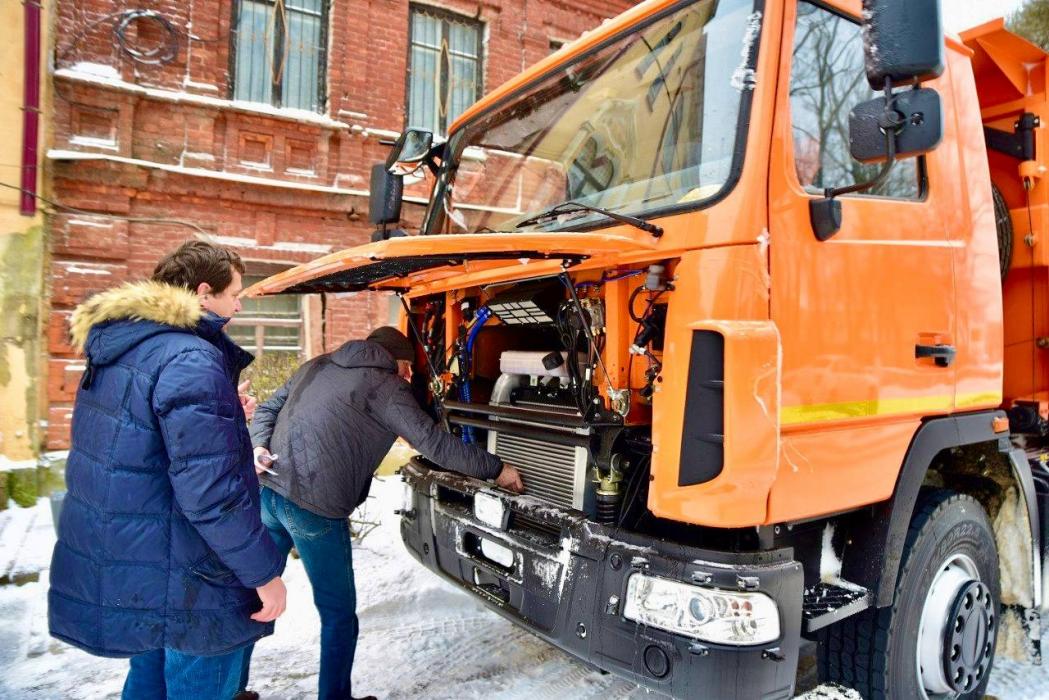 Новая дорожная техника поступила в Островский район