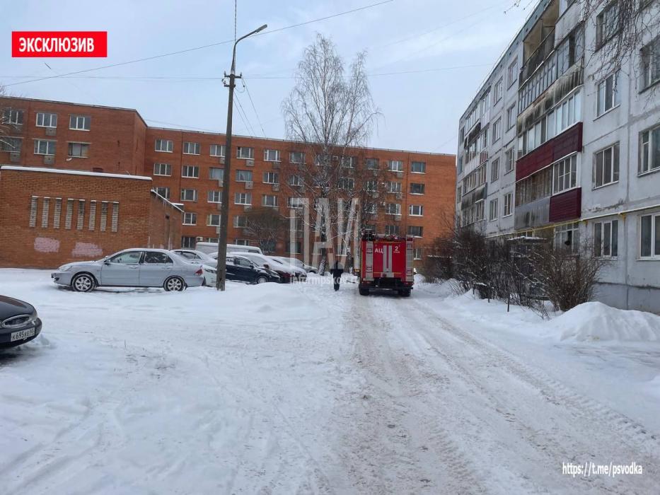 Возгорание автомобиля в Пскове