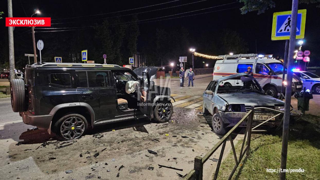 Один человек погиб и пять пострадали в ДТП в Великих Луках 