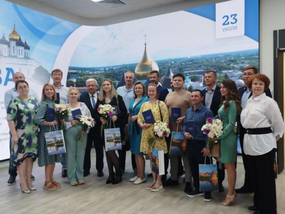 Ещё 20 псковских аграриев завершили обучение в «Школе фермера»