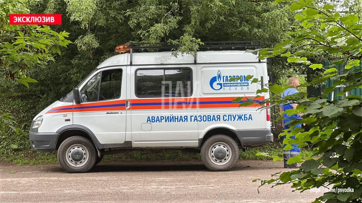 Четыре человека пострадали при взрыве бытового газа в Великих Луках