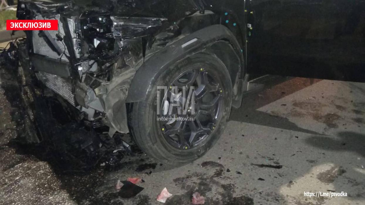 Один человек погиб и пять пострадали в ДТП в Великих Луках 