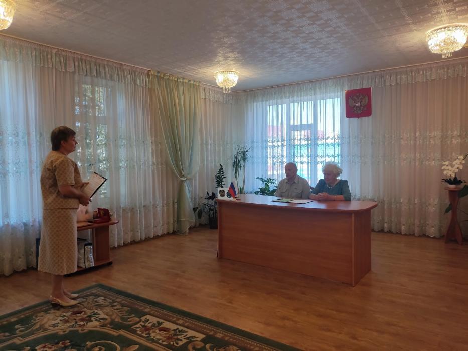 Золотую свадьбу отпраздновали супруги Кузьмины в Стругах Красных