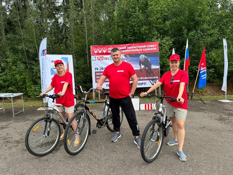 Двухдневный профсоюзный велопробег проходит в Великих Луках