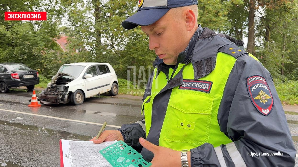 Два человека пострадали в ДТП на улице Советской Армии в Пскове