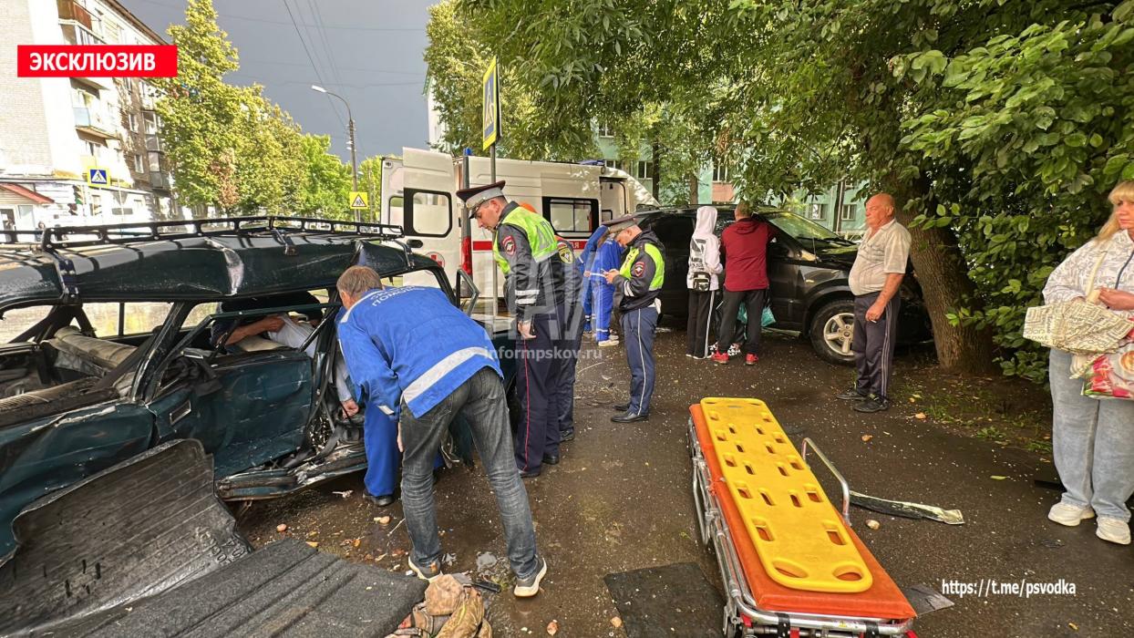 Две пенсионерки пострадали в ДТП в Великих Луках