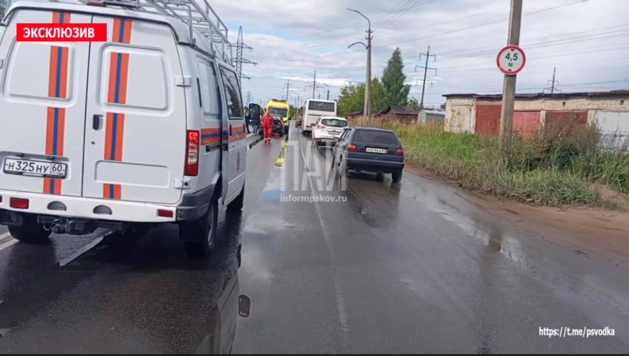 Ребенок пострадал в ДТП на улице Инженерной в Пскове