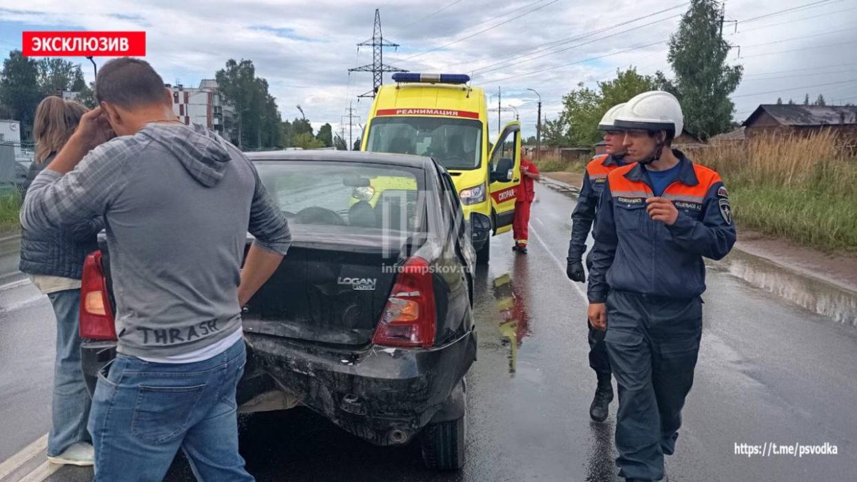 Ребенок пострадал в ДТП на улице Инженерной в Пскове