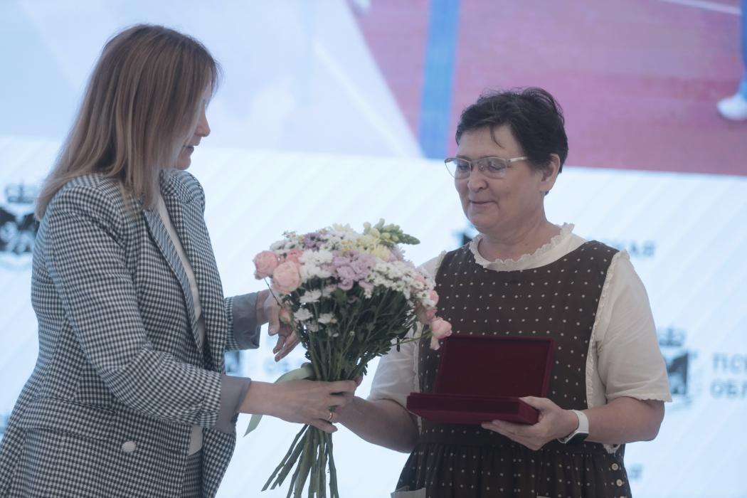 Правительство Псковской области наградило лучших работников физической культуры и спорта