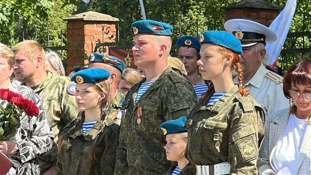 Торжественное мероприятие в Великих Луках 