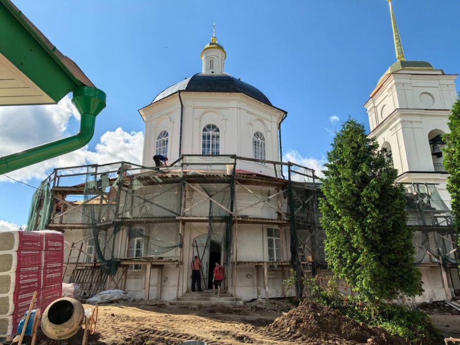 Реставрация церкви Сорока Севастийских Мучеников в Печорах