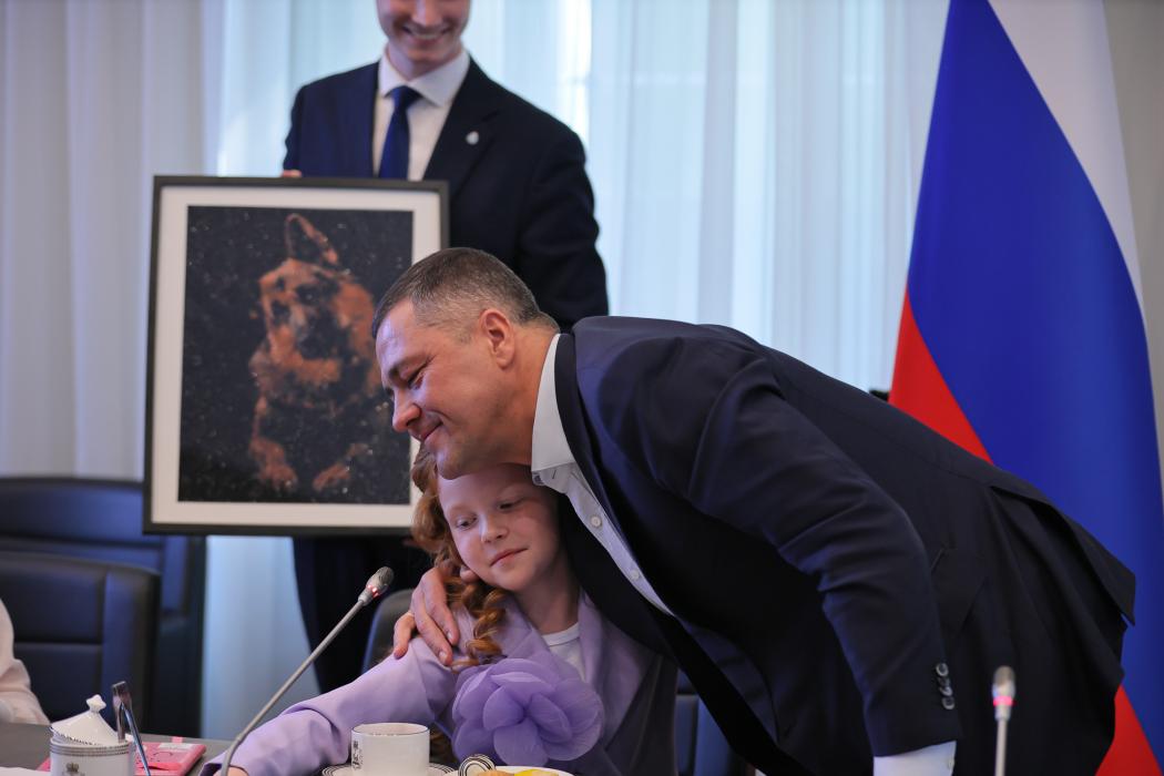 Михаил Ведерников встретился с победителями акции «Губернаторский дневник»