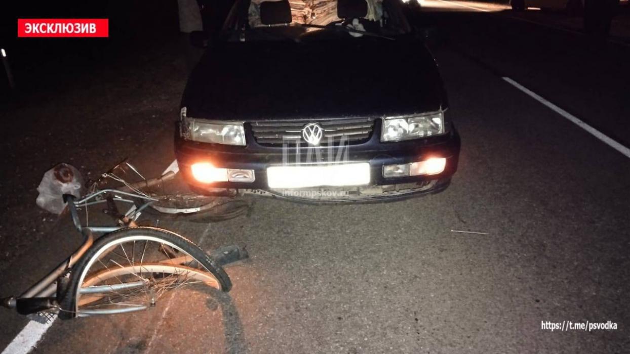 В Гдовском районе Volkswagen насмерть сбил велосипедиста