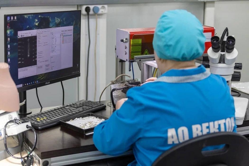 Михаил Ведерников поздравил работников машиностроительной отрасли с праздником