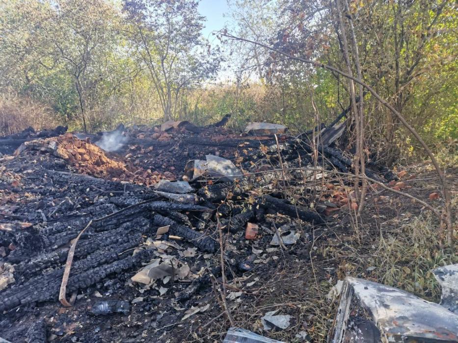 Место пожара в деревне Китово Себежского района