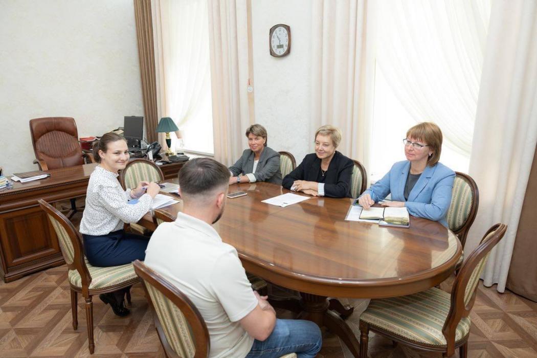 Участники и кураторы программы