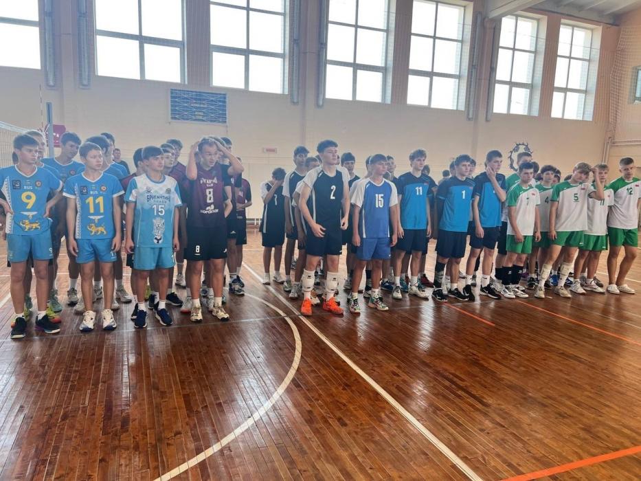 Псковские волейболисты заняли первые места на международном турнире в Белоруссии