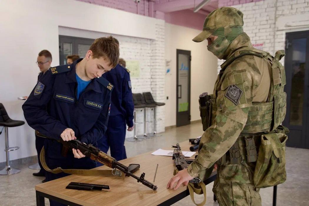 Военно-патриотический фестиваль профессий «На защите Псковских рубежей»