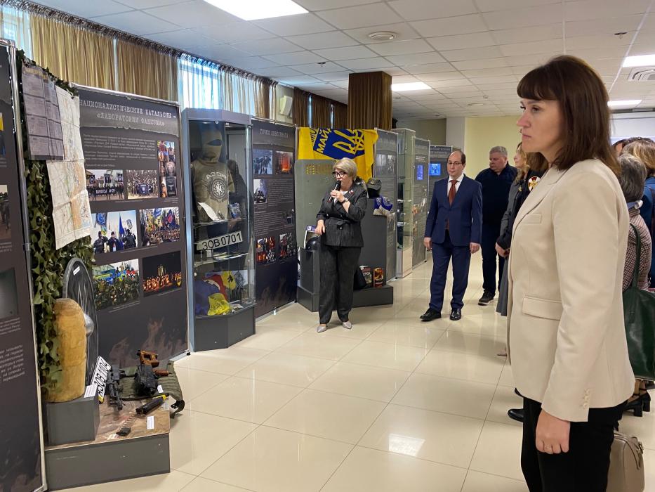 Открытие выставки «Чужие и СВОи. Обличья и лица» в Пскове