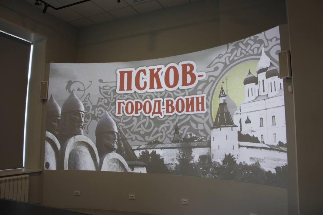 Визит главы Смоленска в Псков 