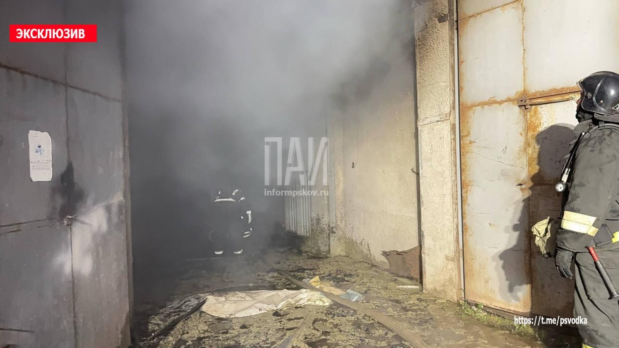 Пожар на Октябрьском проспекте