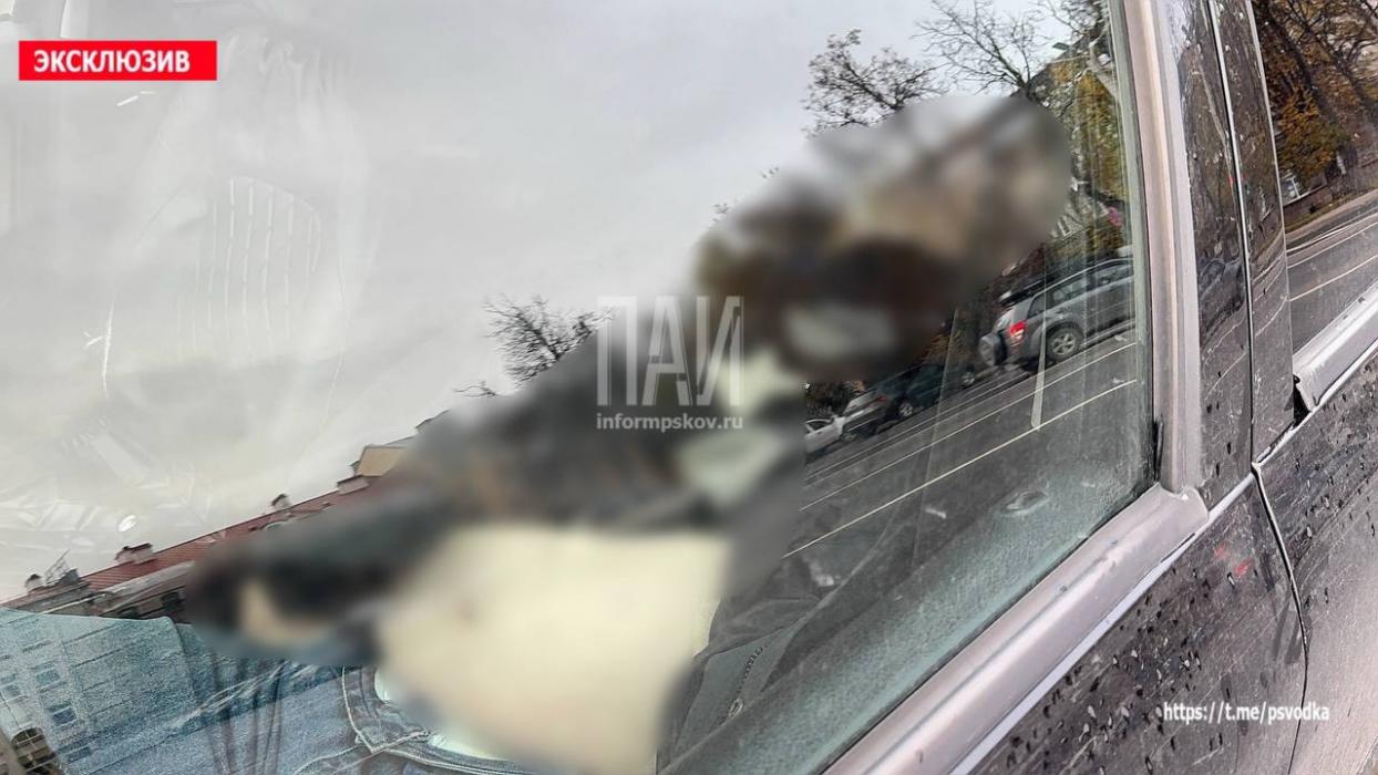 В Пскове умер перевозивший пассажира таксист