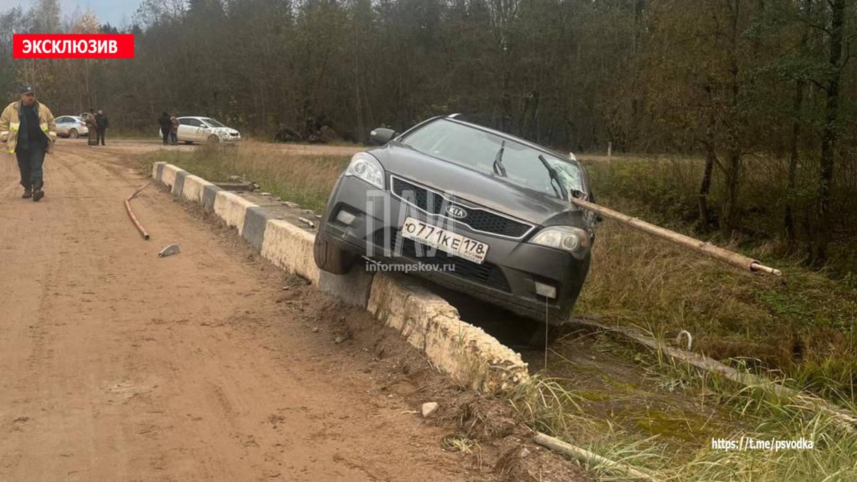 Место ДТП в Новосокольническом районе
