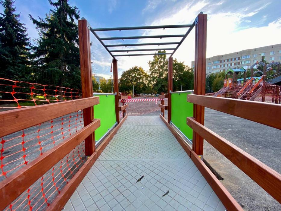 Сквер у Рижской гостиницы преображается в Пскове