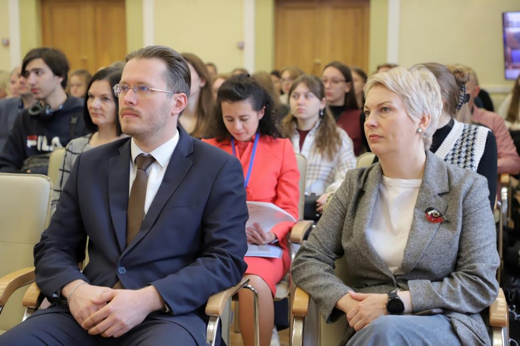Форум «Интеграционные и дезинтеграционные процессы на постсоветском пространстве: историко-политическое измерение»