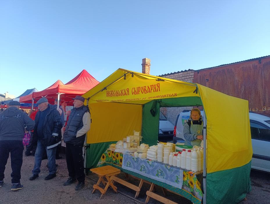 Покровская ярмарка проходит в Новосокольниках