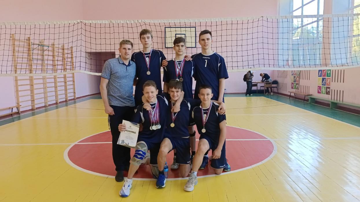 Подведены итоги первенства Пскова по волейболу среди школьников 
