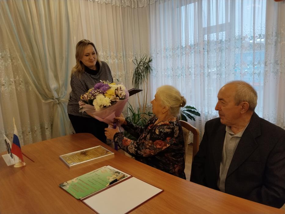 Супруги из Струг Красных отметили 50-летие брака