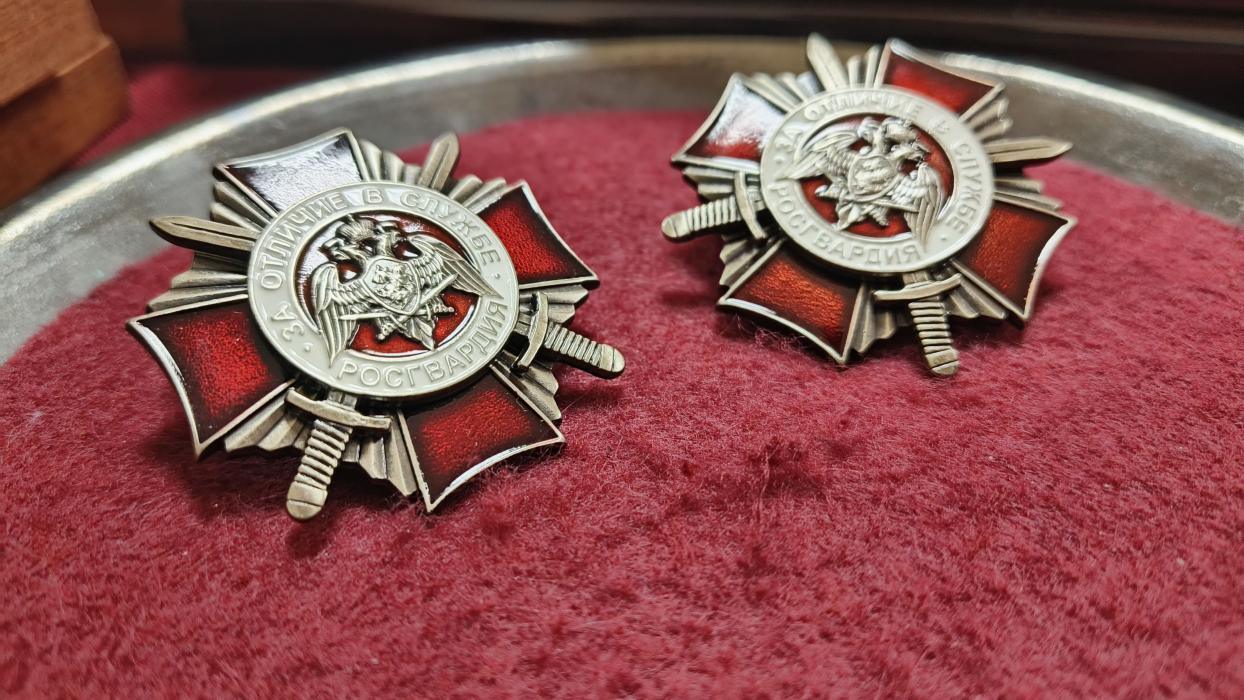 Псковские росгвардейцы отметили 73-ю годовщину образования вневедомственной охраны