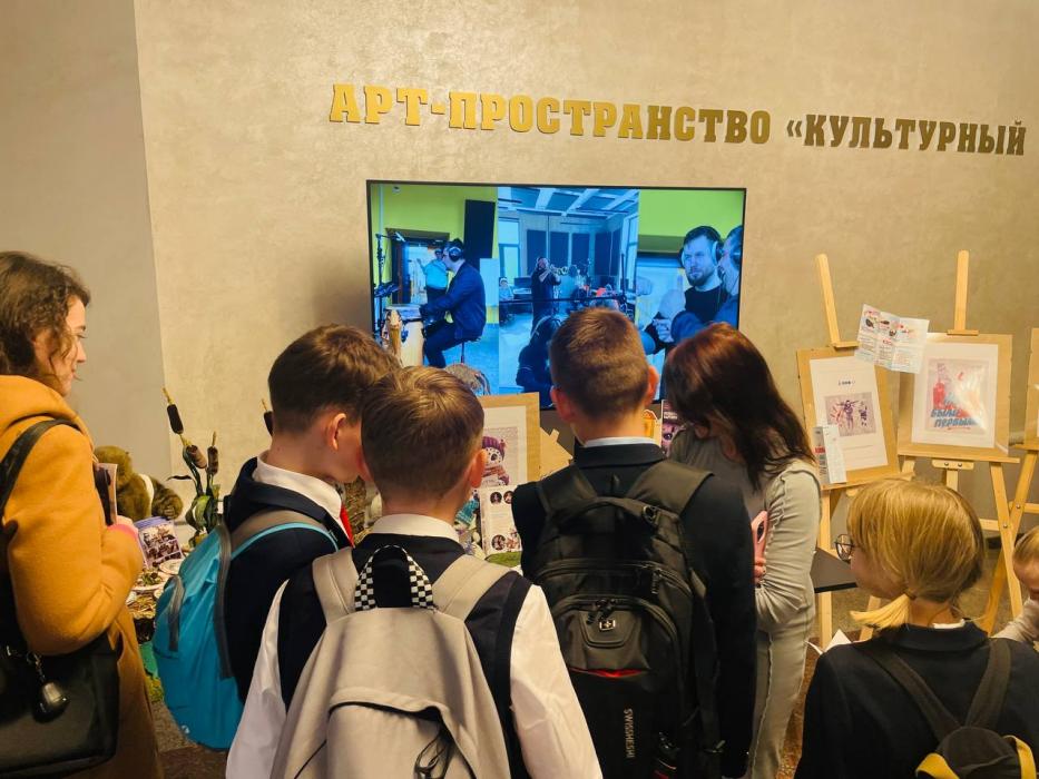 Школа креативных индустрий Пскова представила свои проекты на ярмарке в Витебске