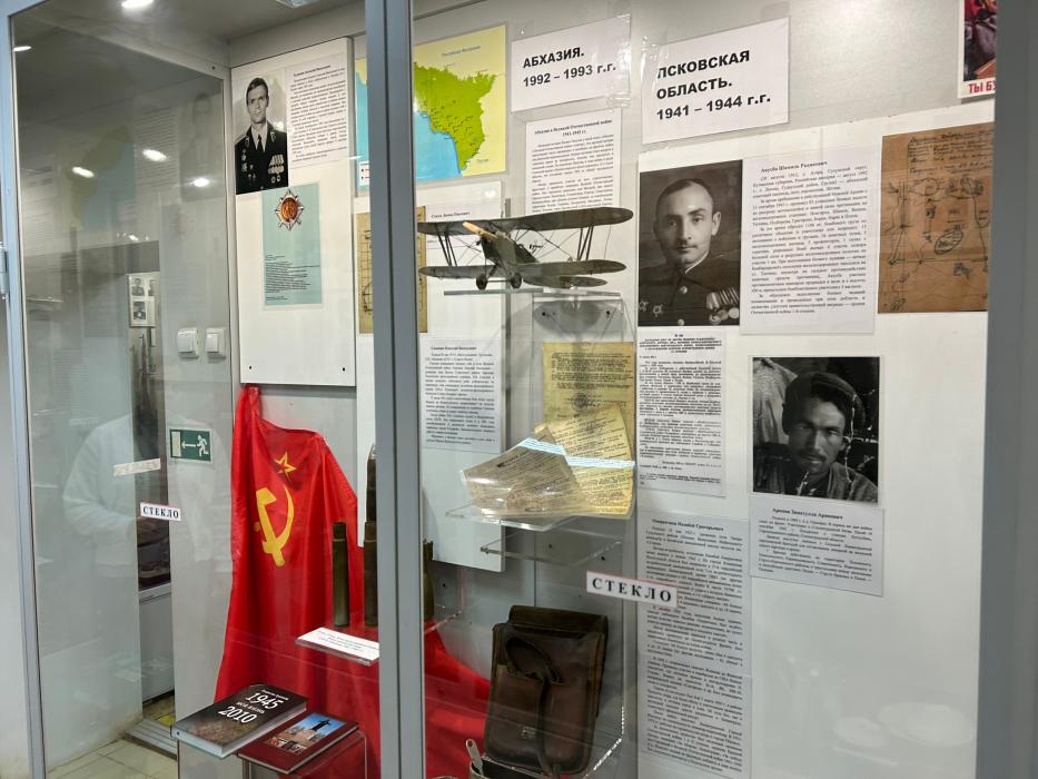 Боевые пути Абхазии и Псковщины связала выставка в Острове