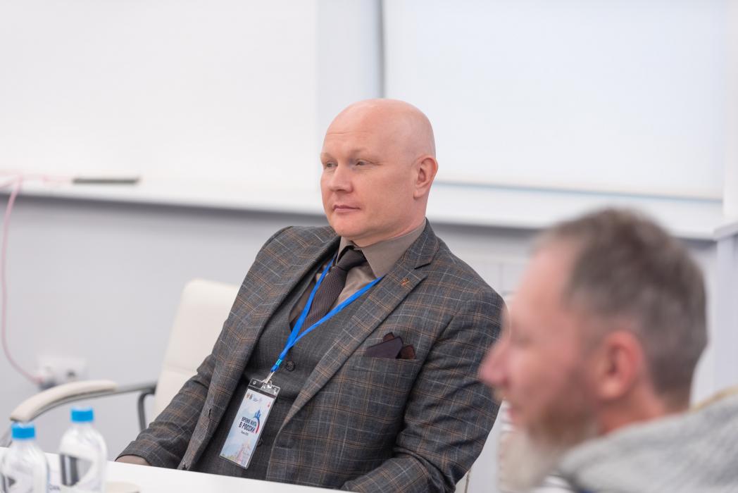 О поддержке импатриантов поговорили на круглом столе в медиацентре ПАИ