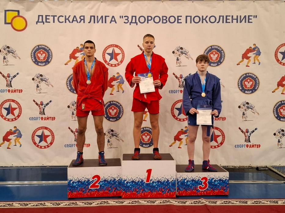 Псковские динамовцы выиграли медали этапа Детской лиги самбо в Ленинградской области 