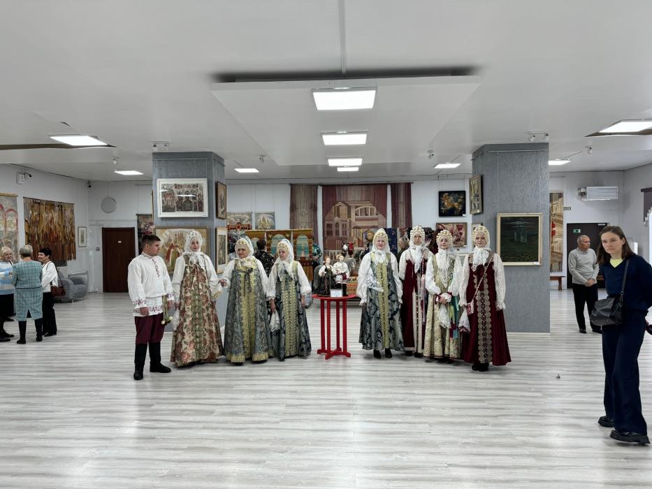 Концерт «В единстве наша сила» стартовал в Пскове