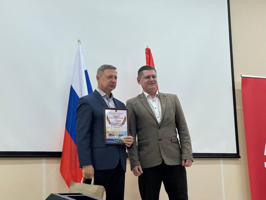 Лучших спортсменов, тренеров и спортивные команды года наградили в Великих Луках