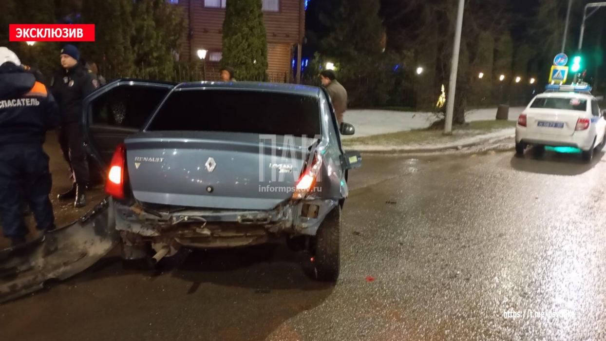 Мужчина пострадал в ДТП на улице Леона Поземского в Пскове