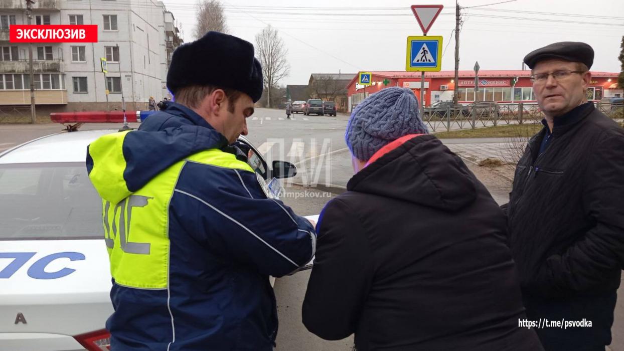 86-летняя пенсионерка пострадала в ДТП в Порхове