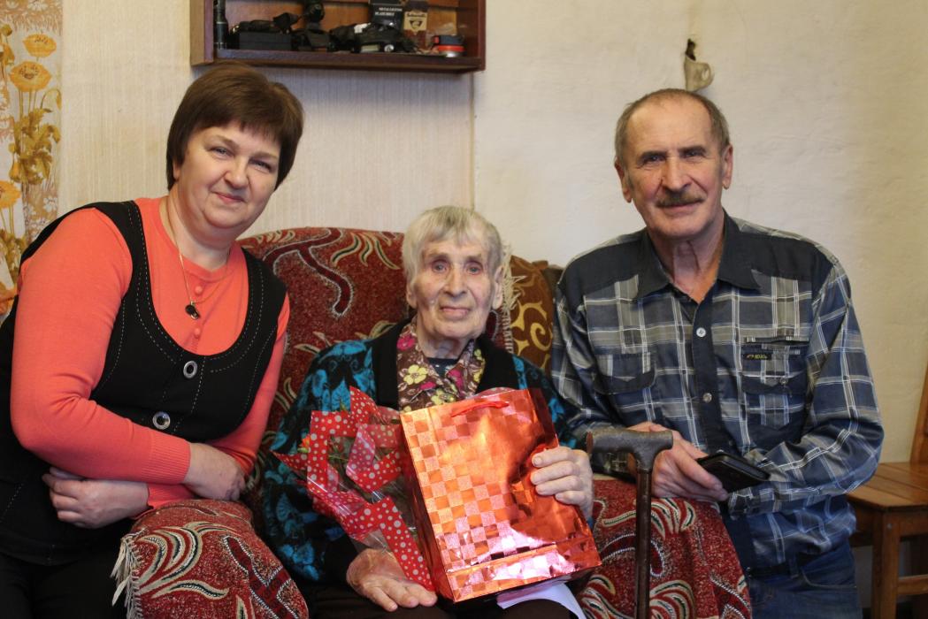 95-летие отметила жительница Усвятского района Татьяна Пужливая