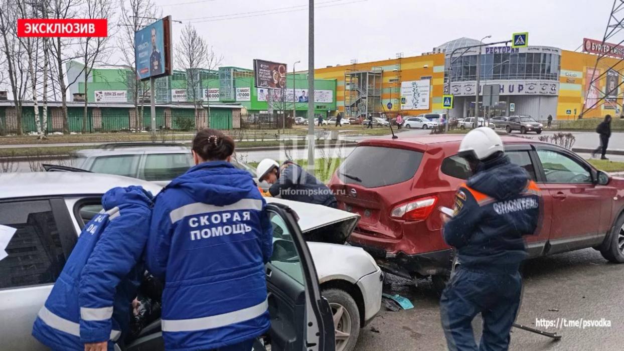 Гражданин Белоруссии умер во время поездки по Пскову 